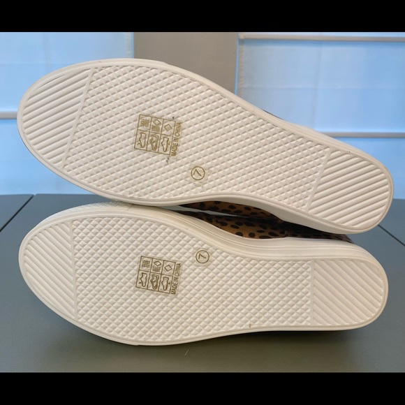 Queen George Animal Print Wedge Sneakers Size 7 NWOB - Picture 11 of 12